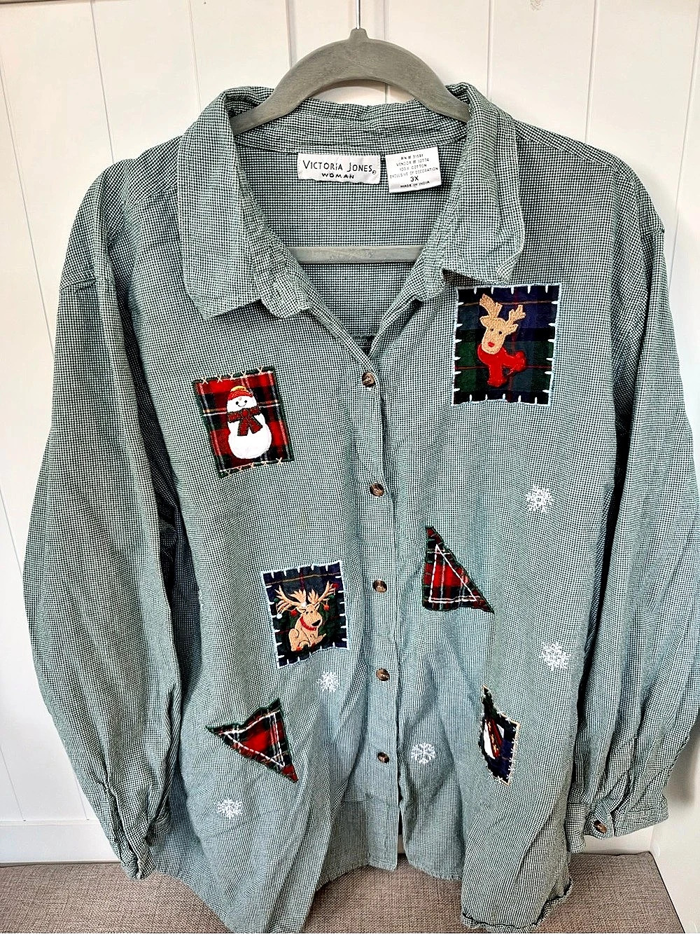 Vintage Victoria Jones Christmas Grandmacore Women's Green Cotton Shirt